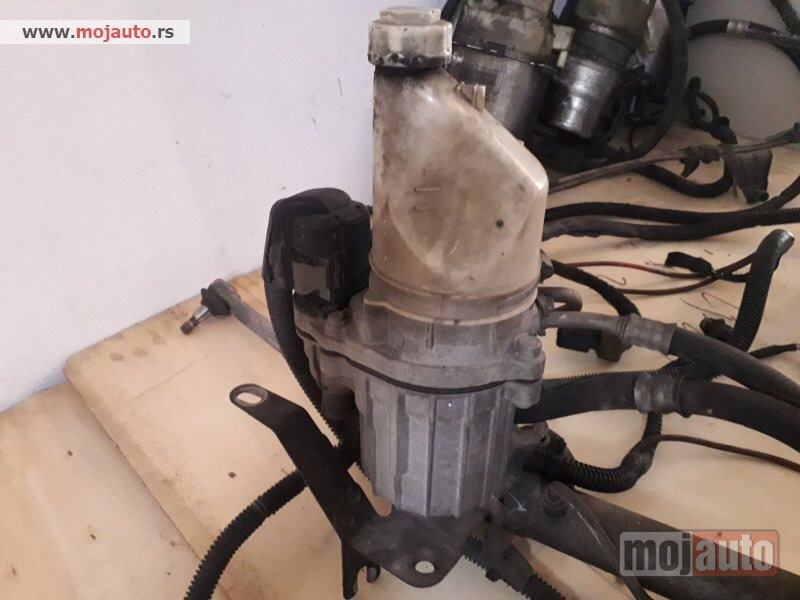 Servo pumpa Opel Astra H 1.7 cdti