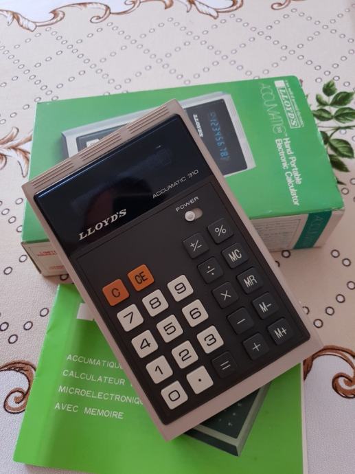 Calculatrice Vintage Lloyd's Accumatic 310 – Années 1980 – Vert à LED Old School (Fonctionnelle)