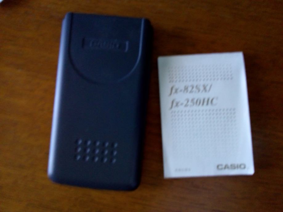 Prodajem marku Casio kalkulator - cijena 15 eura