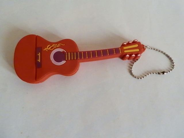 USB Stick , Gitara, Pink Floyd