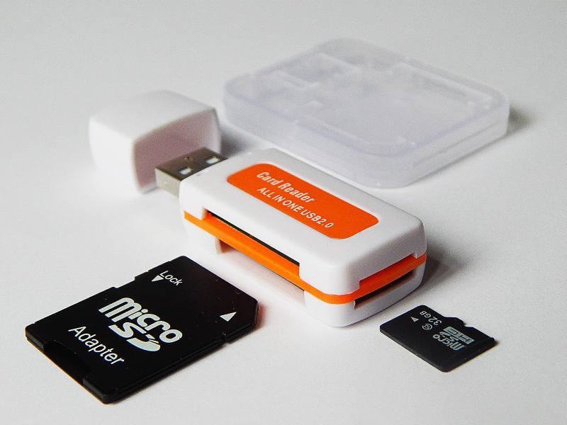 Usb stick micro sd 32gb memorijska kartica adapter besplatna poštarina