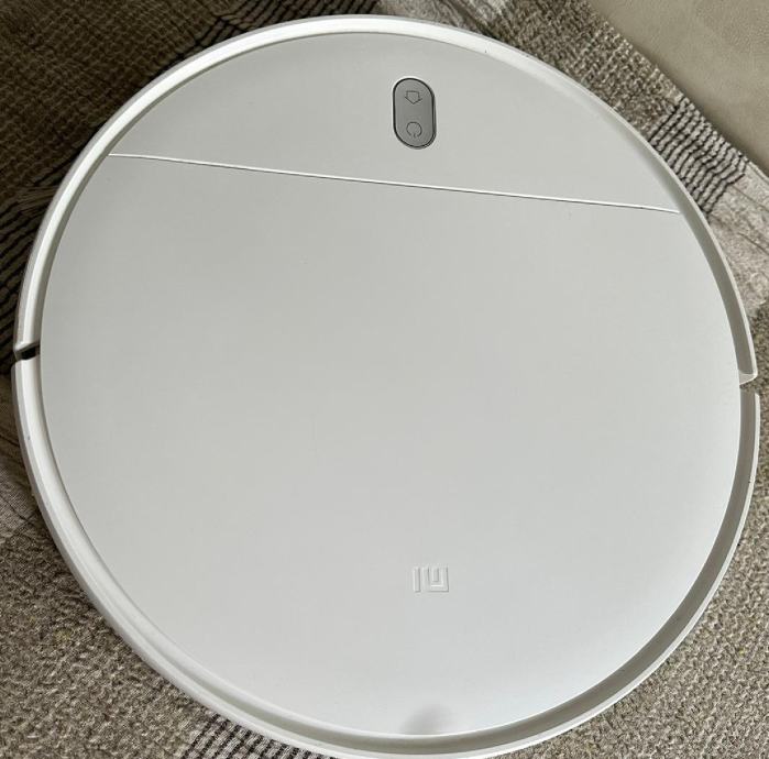 Mi Robot VacuumMop Essential