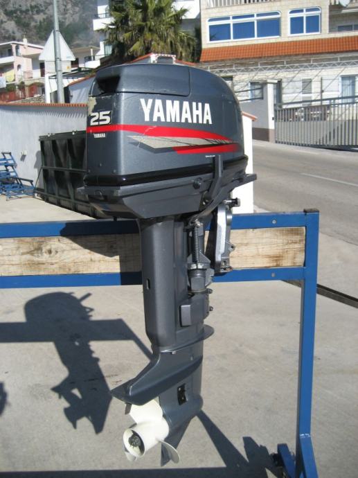 Мотор yamaha 25