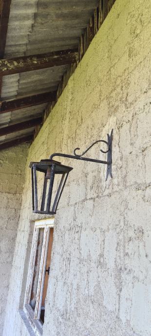 Starinska vanjska zidna lampa, retro, kovano željezo