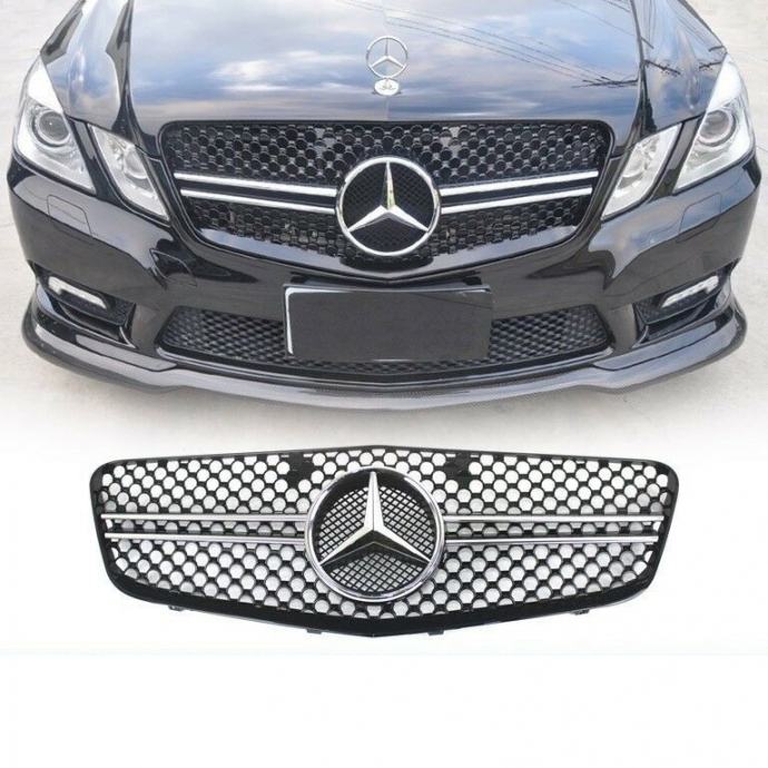 Mercedes E klasa W212 09-13 Amg maska srebrno crna