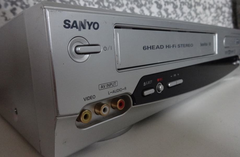 Sanyo HV DX3EV videorekorder vhs dvd combo 6 head hi fi stereo