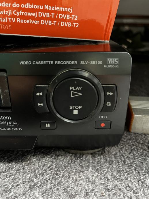 Vhs Sony smart engine trilogic+tv32+dvbt2 receiver