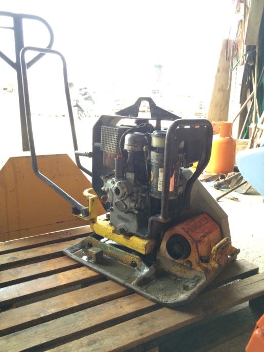 Wacker DPS 2050.