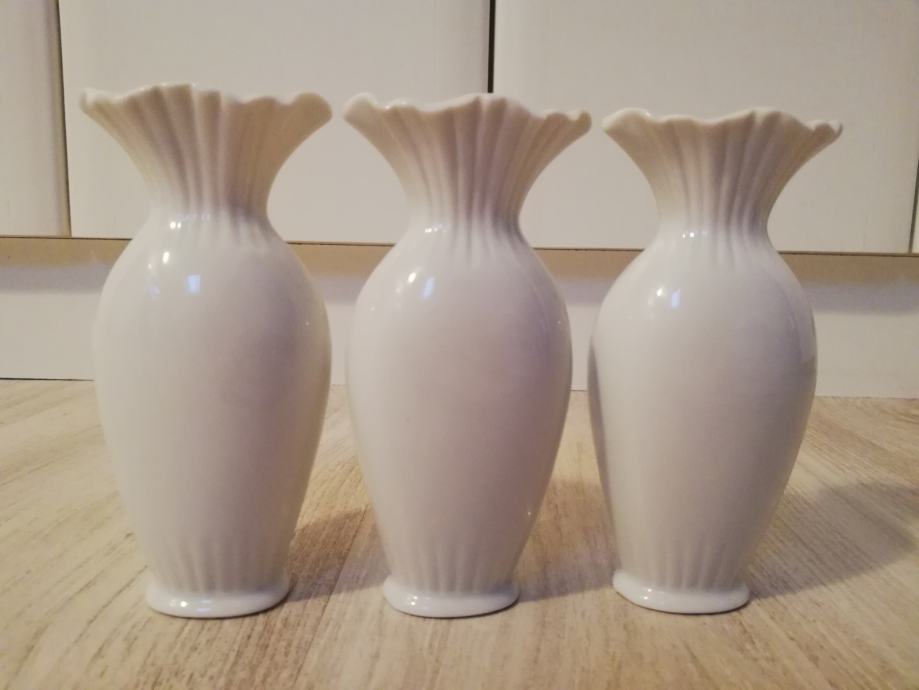Bijela keramička vaza - NOVO