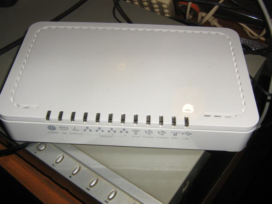 Iskon Router Ht Iskon WI-FI router-Karlovac