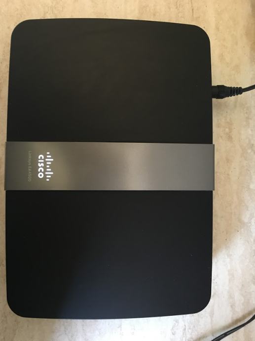 Linksys router EA4500