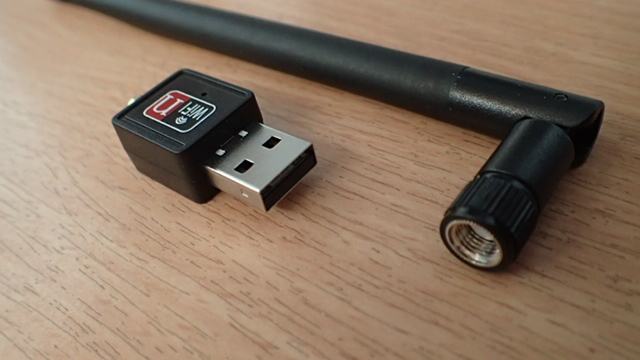 USB Wireless Adapter 150Mbps WIFI 802.11G mini s antenom 2dB