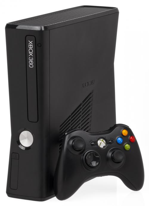 Xbox 360 + play&charge + GTA V