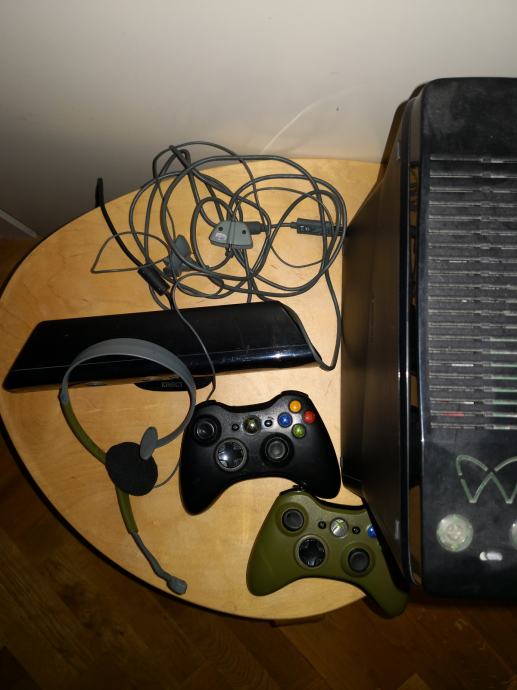 Xbox 360/Wasabi chip + Kinect + 2x joysticka + Skylanders konzola
