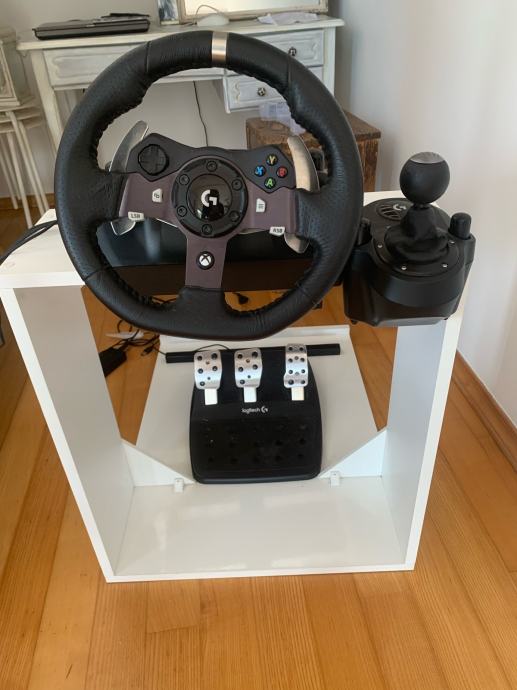 Logitech G920 Xbox One Forza Horizon 4 LOGITECH G920 + XBOX ONE S + FORZA HORIZON 4 + POSTOLJE