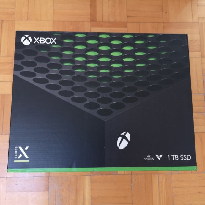 Xbox Series X - novo, zapakirano!