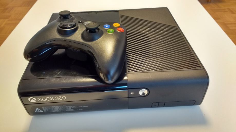 Xbox 360 E Stingray 250GB + RGH