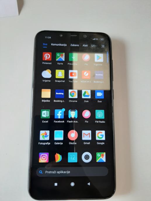 Xiaomi Pocophone F1 bez vidljivih tragova korištenja