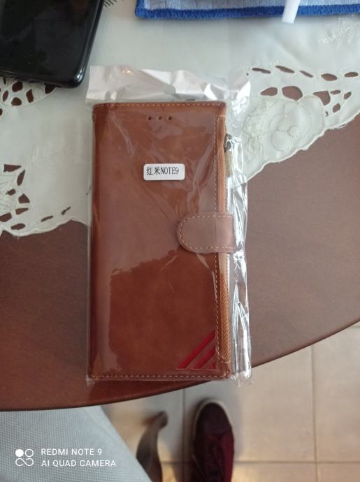 Xiaomi Redmi Note 9 preklopna futrola s novčanikom