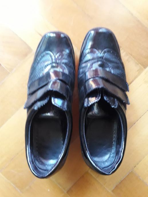 Crne cipele 37