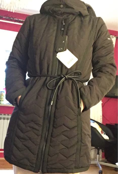 Armani ženska zimska jakna