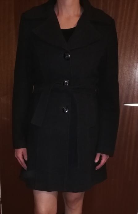 Elegantan ženski zimski kaput veličina L