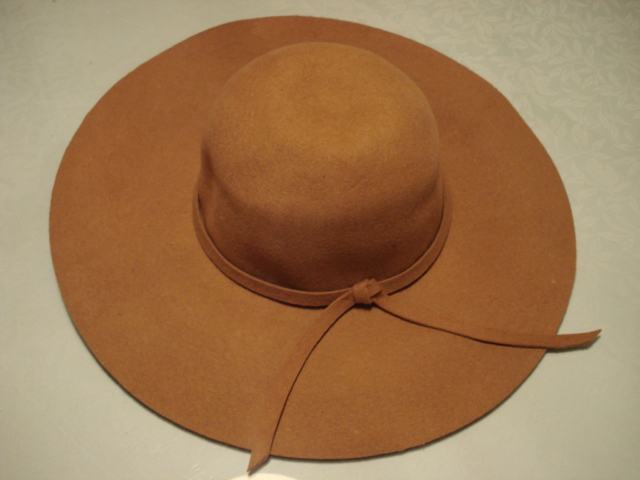 Ženski šešir ALDO - NOVO - samo 129 kn