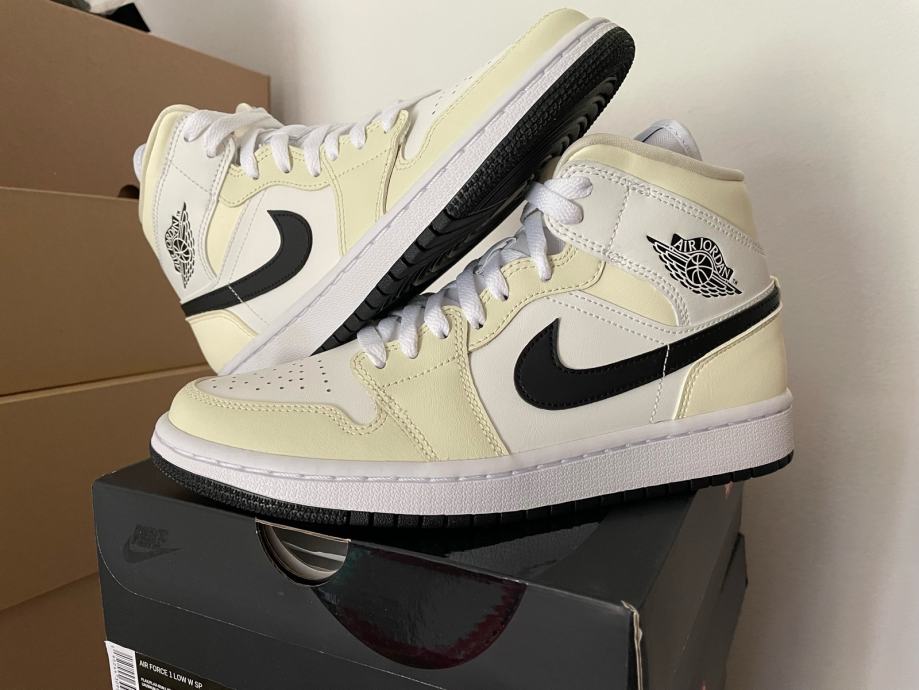 Air jordan 1 MID ‘Coconut milk’