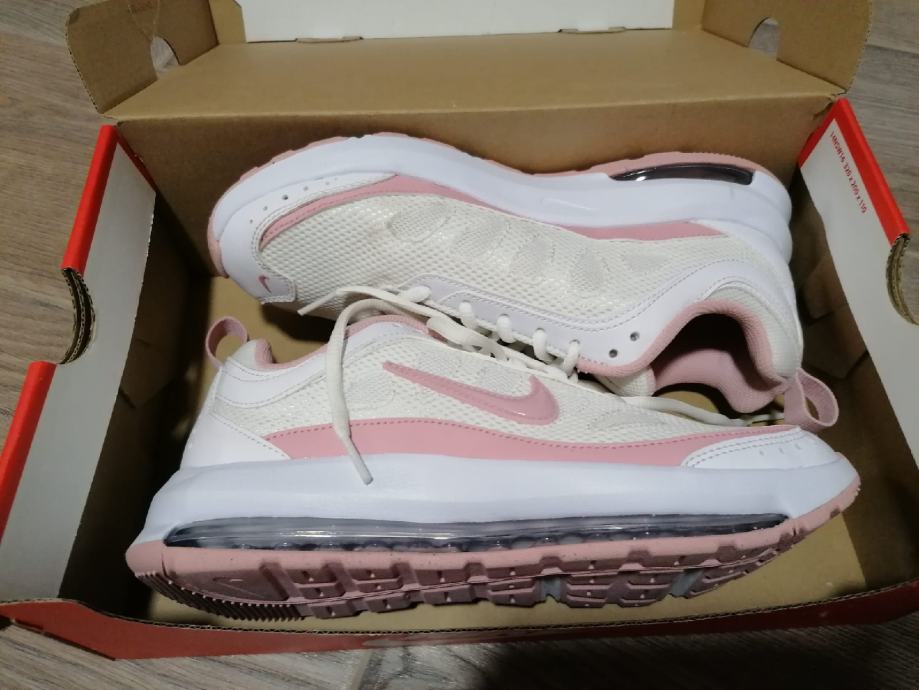 nike ispa air max