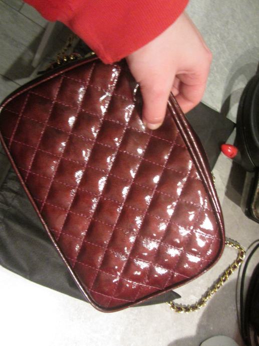 bordo crvena prava koža torbica
