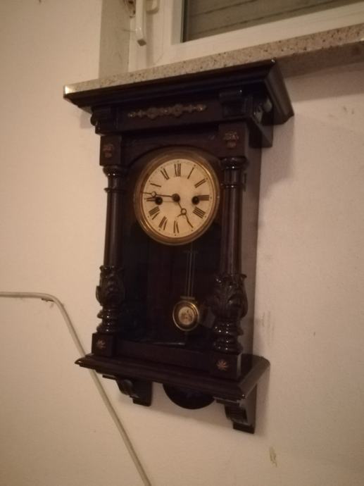 zidni sat R=A starinski