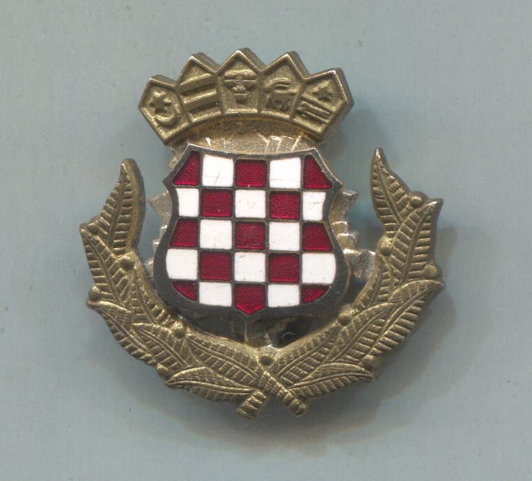 Hrvatska - Insignija, značka za kapu emajlirana