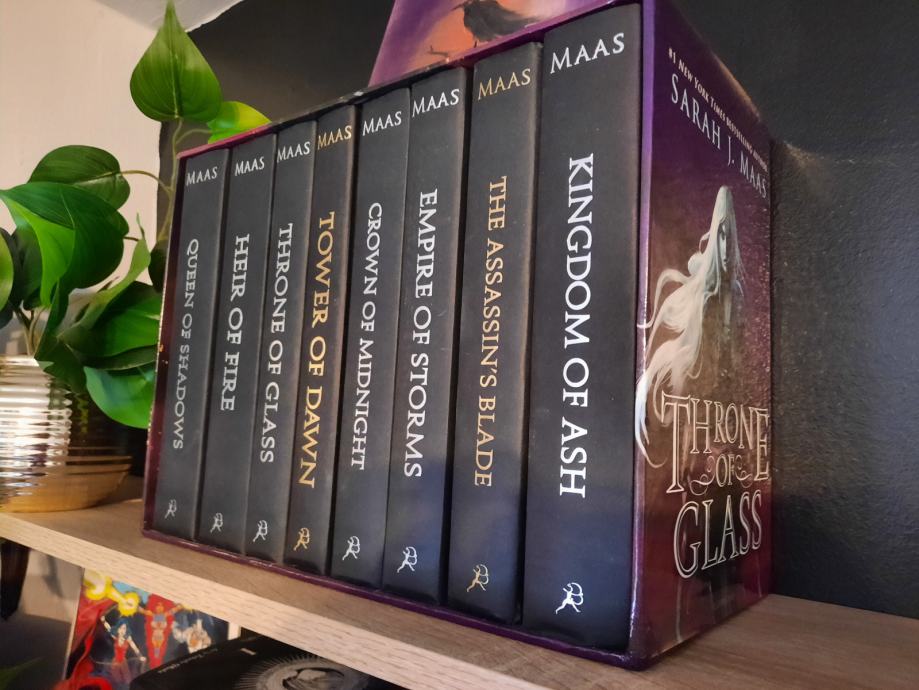Throne of Glass Box Set, Sarah J. Maas, hardcover