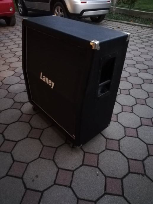 Laney TT412A gitarski box 4x12