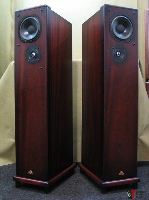 Castle Howard S2 /Transmission Line Loudspeaker