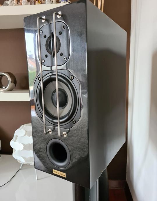 CORTEZ Audio Epilog zvučne kutije