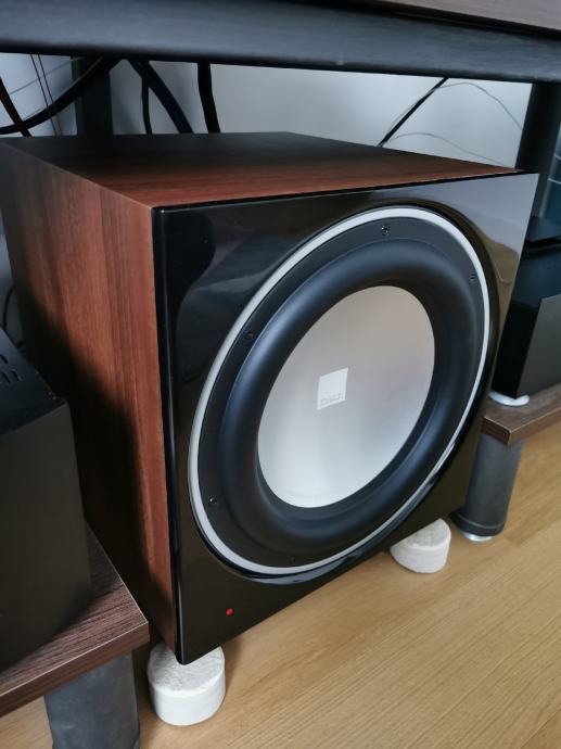 Dali E12F aktivni subwoofer