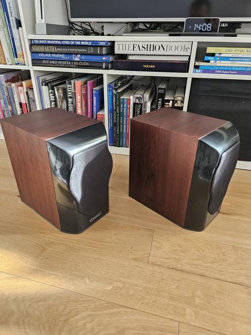 Mission MV4 par zvučnika