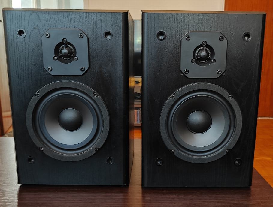 Sansui SPX1U bookshelf zvučnici