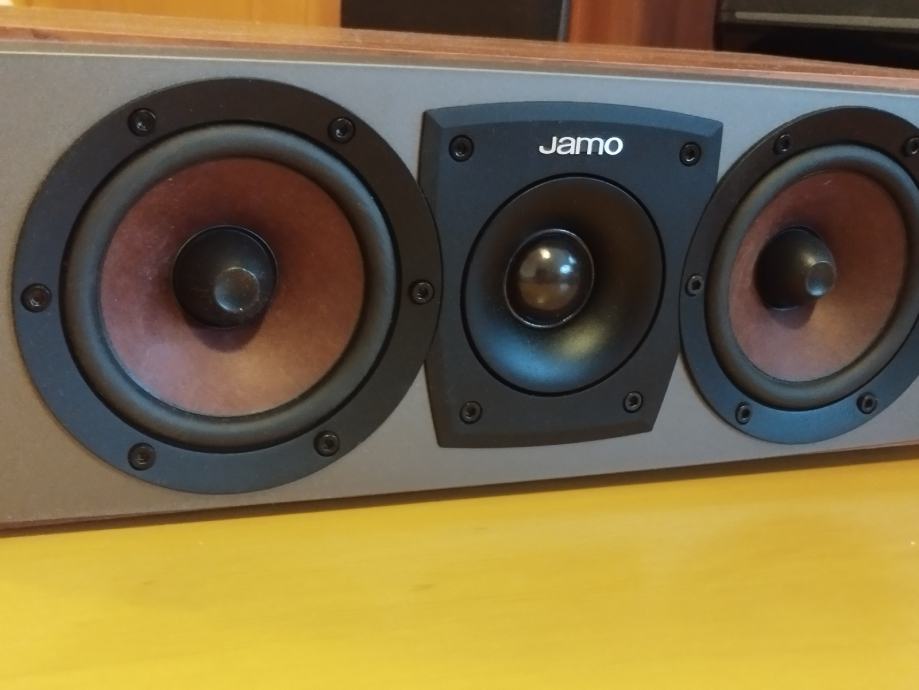 Zvučnik, centar Jamo C400 Center