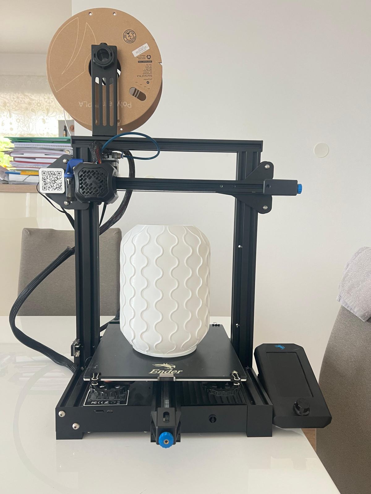 Ender 3V2 - CR tocuh sensor, WiFi box, metal extruder, Capricorn...