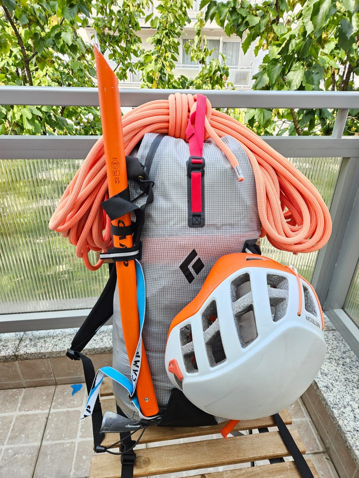 Black Diamond Blitz 28L