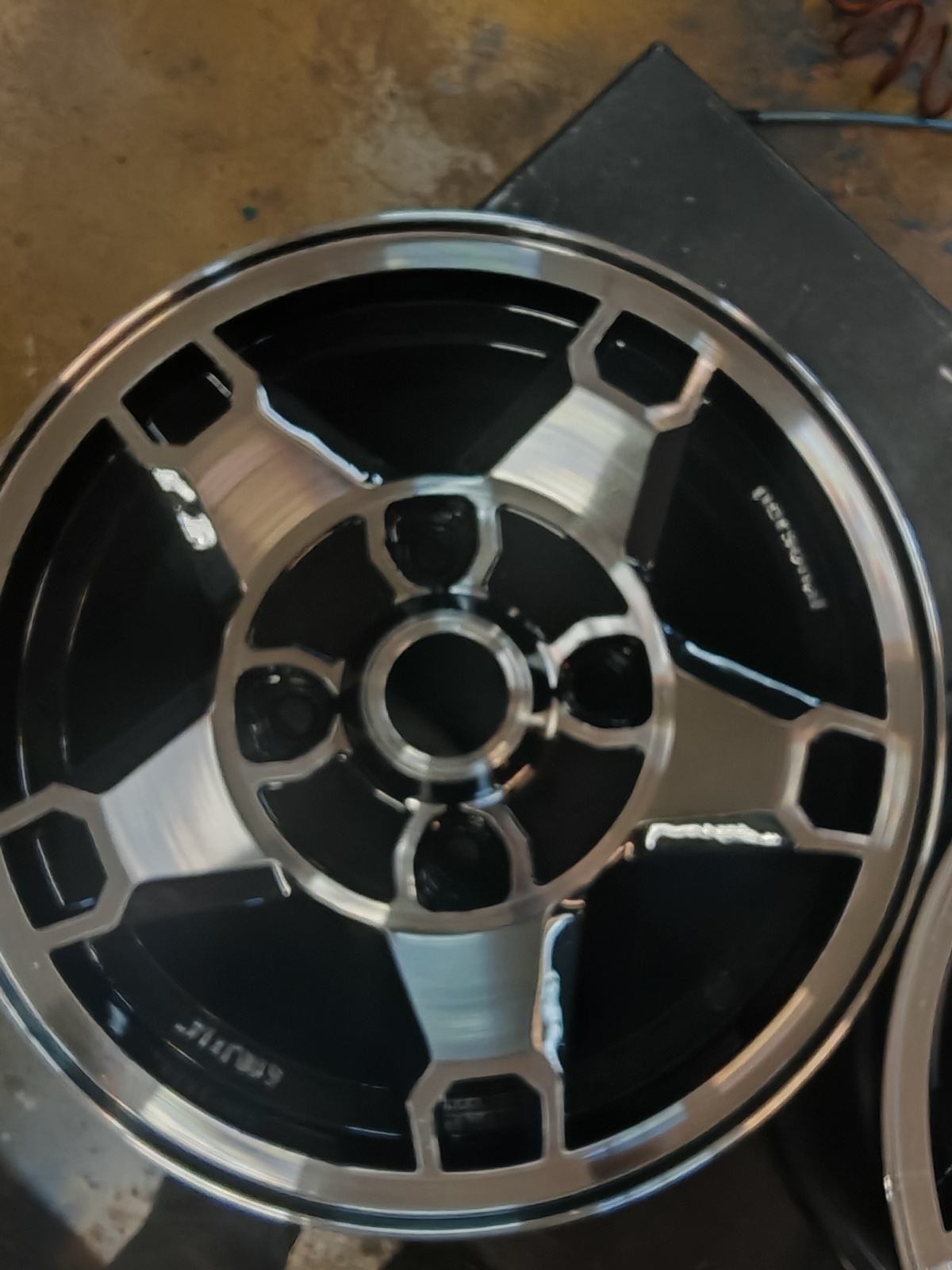 Alu felge 14 rupe 4x130, 4 kom.