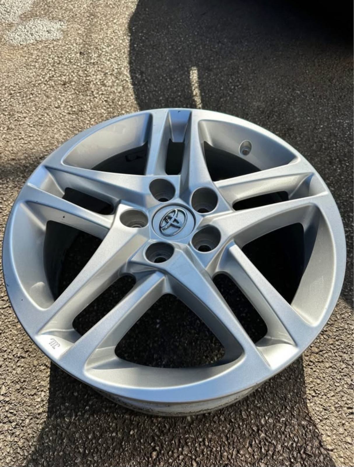 Toyota Alufelge Pz49m X0670 17 Zoll 7 0 Inch 5x114 3 Fel5201677111ht