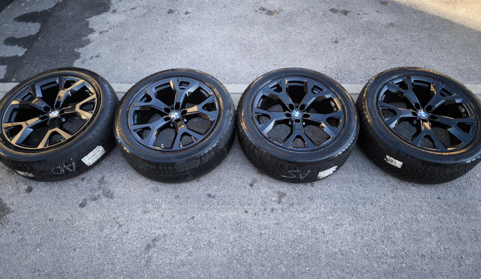 Bmw X7 G07 original Style 752 alu 21, s zimskim 285/45