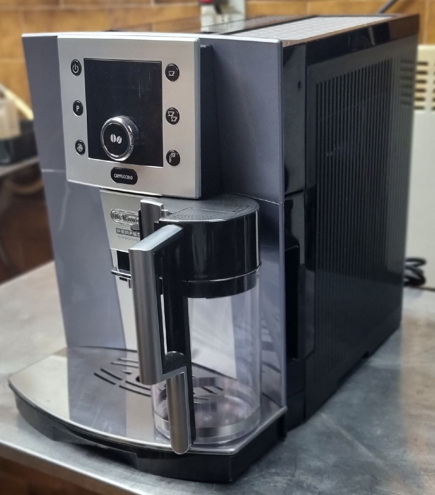 Delonghi Perfecta Cappuccino Kommt Kein Kaffee Raus Aparat za kavu DeLonghi Perfecta Cappuccino