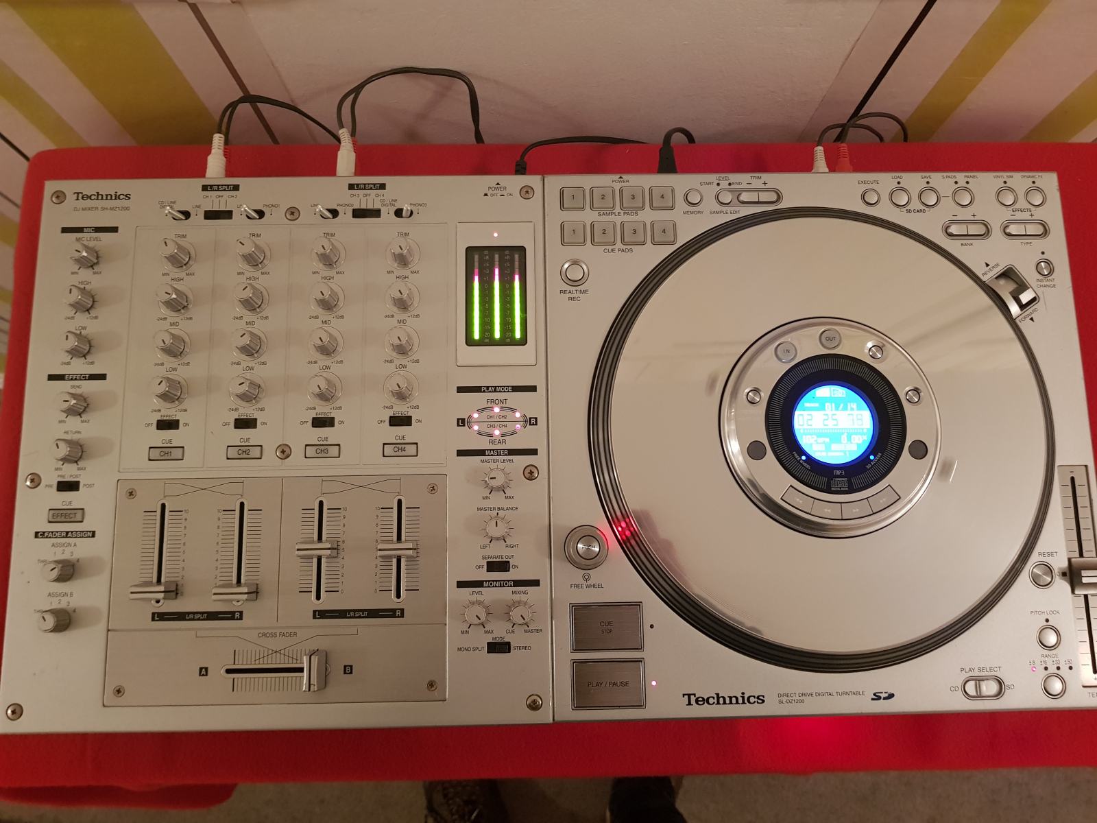 Technics SL-DZ1200 SH-MZ Rane SL3serato