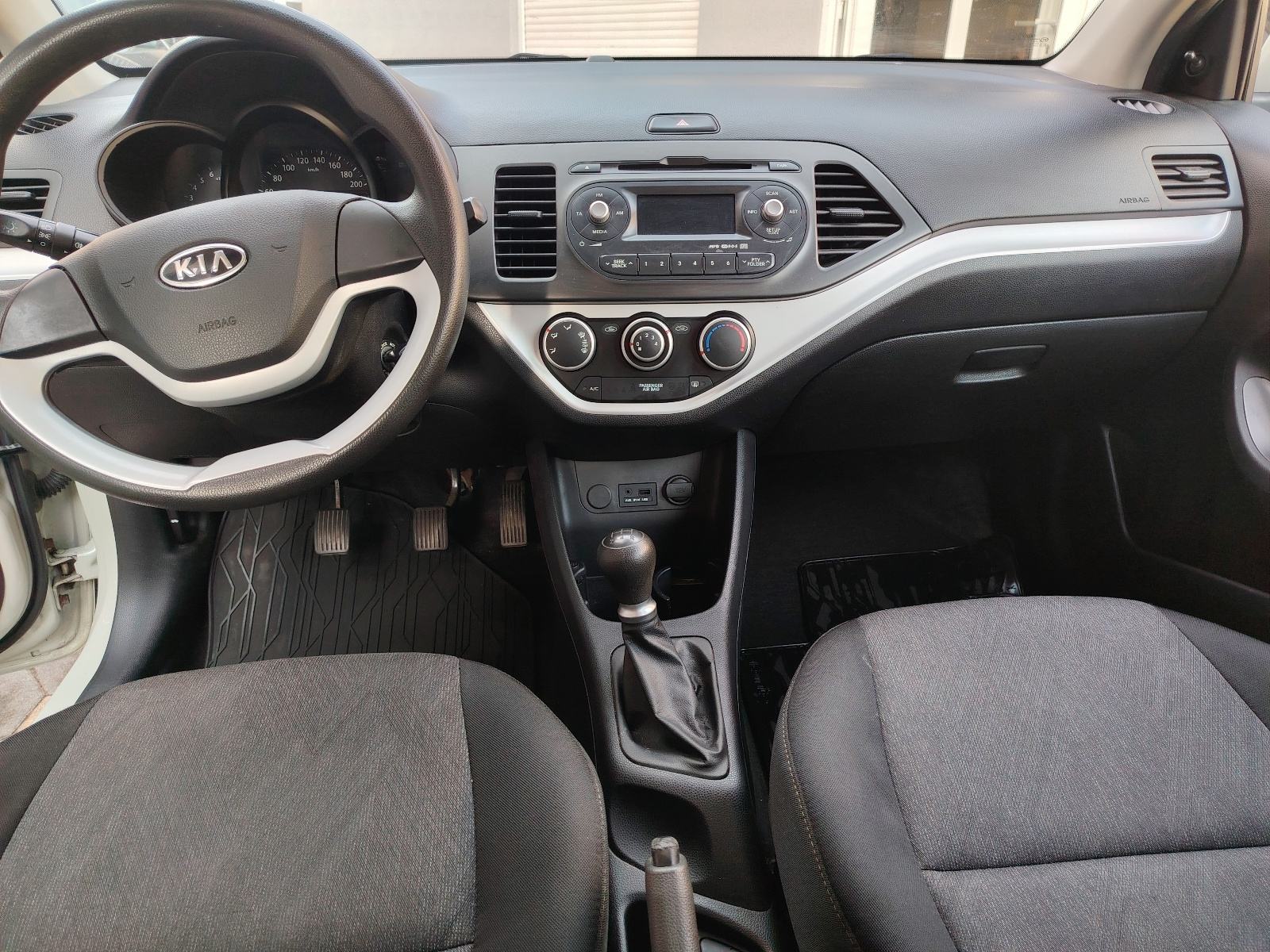 100000 km, Kia Picanto 1,0 LX, 5 vrata, model 2013., fotografija 10