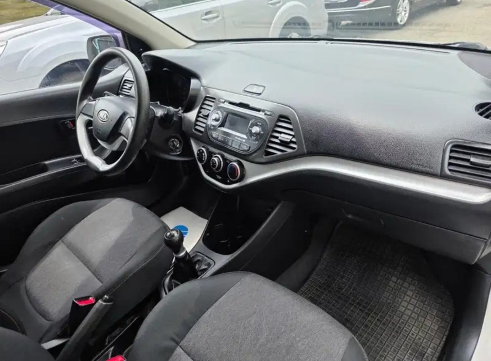100000 km, Kia Picanto 1,0 LX, 5 vrata, fotografija 9