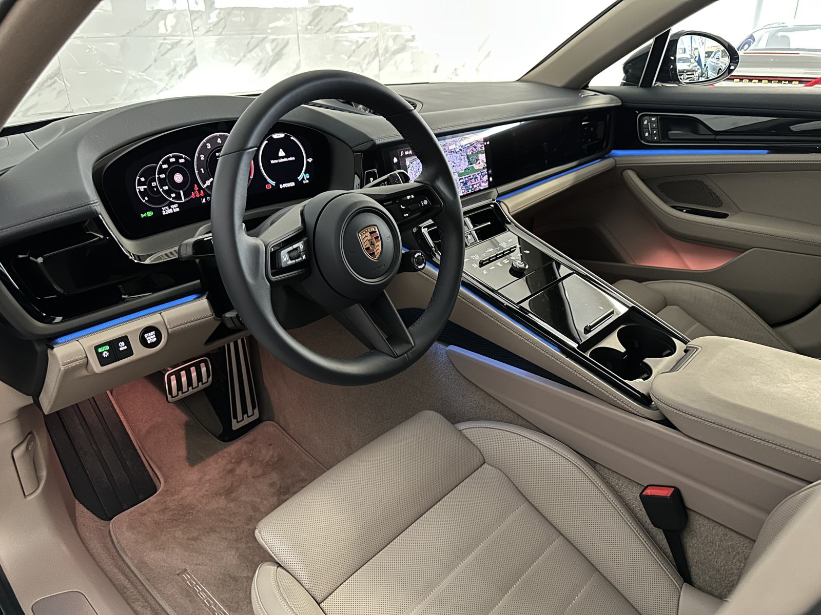 142.615€ + PDV Porsche Panamera 2.9 4 E-HYBRID 4WD |Pano|Chrono|Bose|, fotografija 7